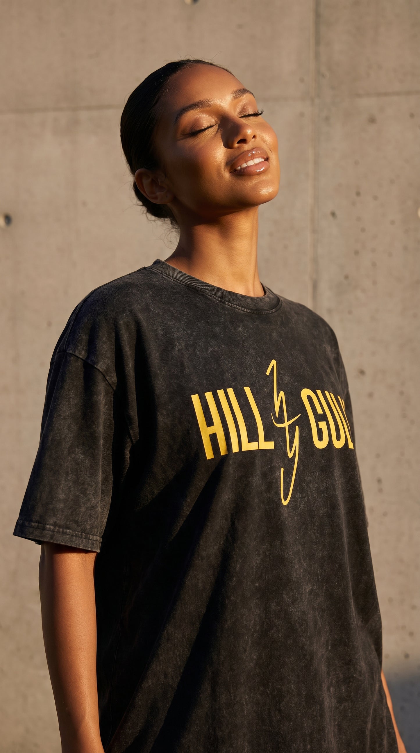 Royal Tee Classic - (black & Gold)