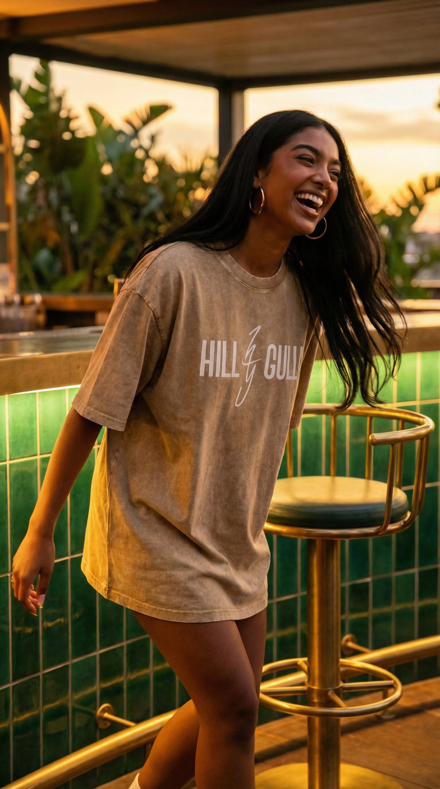 Beach Classic - (Beige & White) Tee